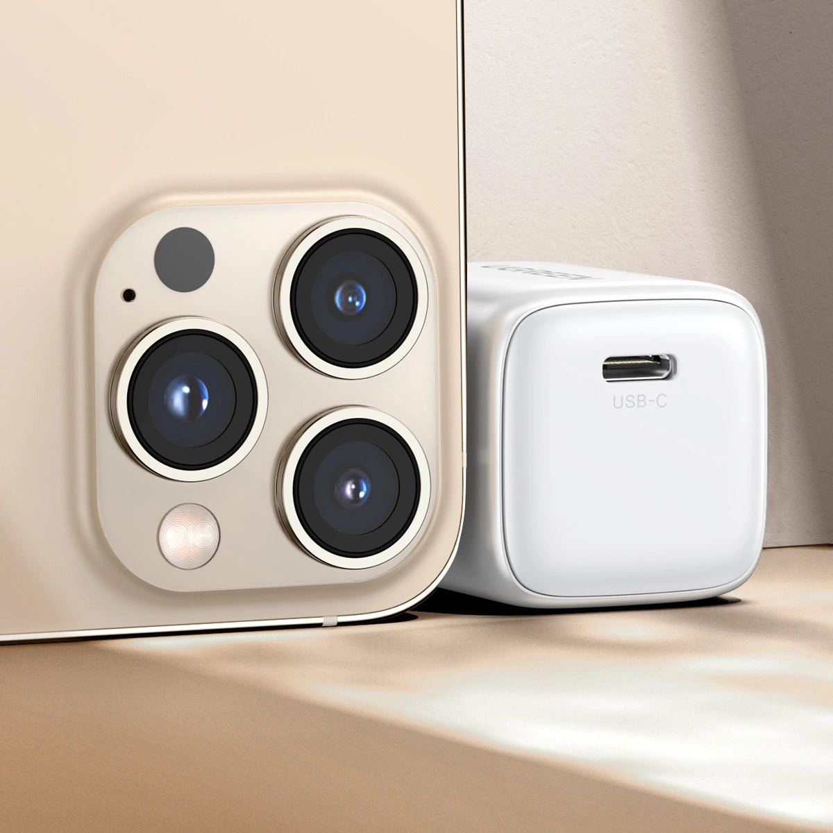Ugreen Nexode Mini GaN 20W USB-C Charger /  شاحن مصغر بقدرة (٢٠ واط) من يوجرين